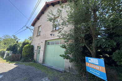 Maison 5 pièces 1090 €
