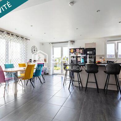 Maison 6 pièces 359000 €