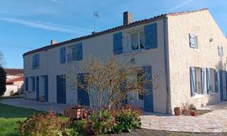 Maison 11 Pièces 278 m² à vendre à Les Velluire-sur-Vendée (85770)