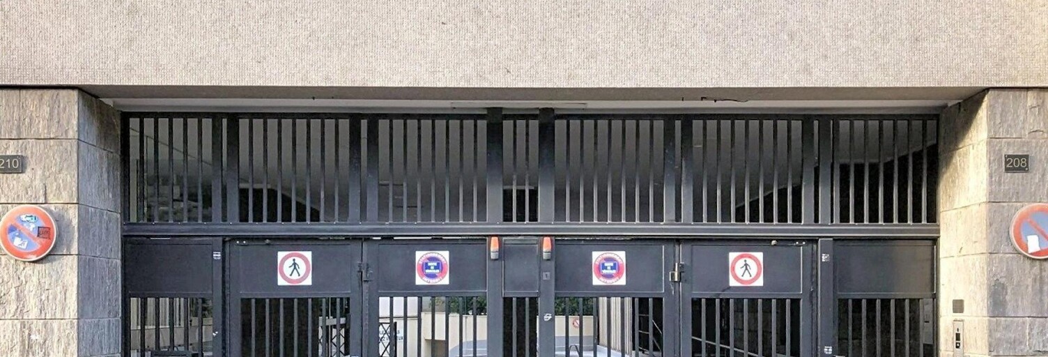 Garage   m² à vendre à Paris 16 (75016)