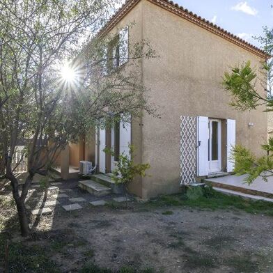 Maison 4 pièces 396112 €