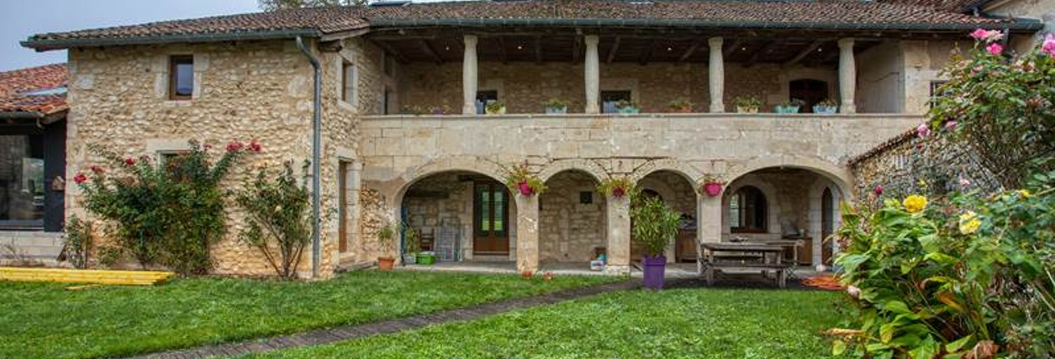 Maison 13 Pièces 350 m² à vendre à Jaure (24140)