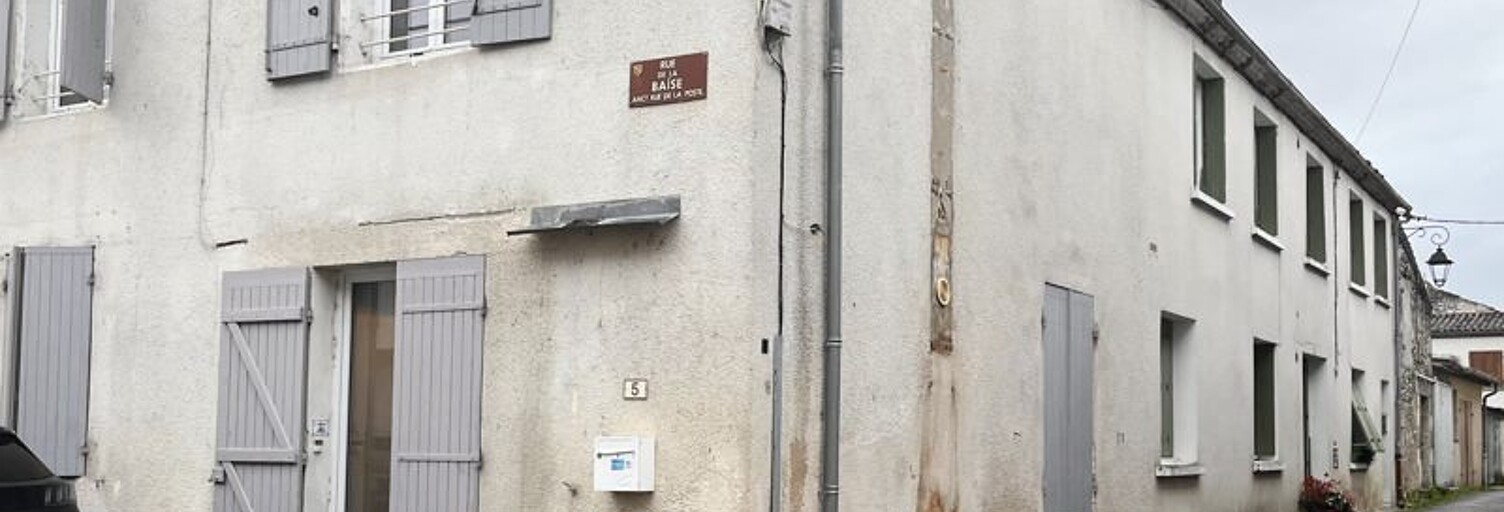 Immeuble   m² à vendre à Vianne (47230)