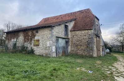 Maison en pierre de 7 pièces principales — photo du bien