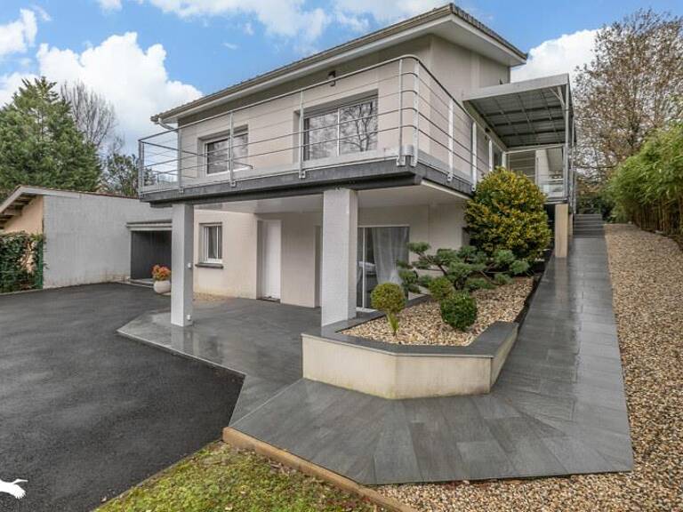 Contemporaine de 5 pièces principales — photo 1