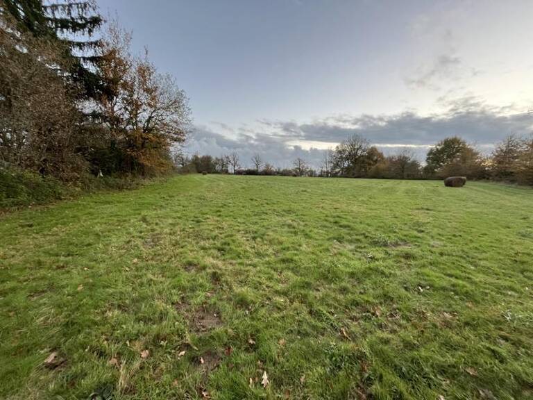 Terrain à bâtir de 0 pièces principales — photo 1