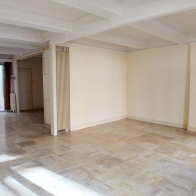 Appartement 5 pièces 980 €