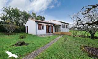 Maison 5 Pièces 92 m² à vendre à La Rochefoucauld-en-Angoumois (16110)