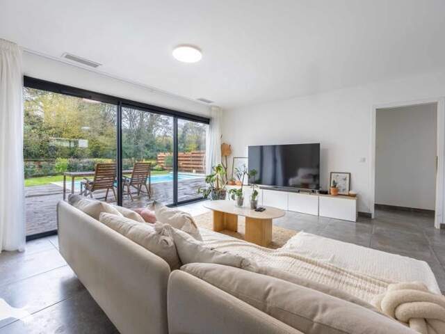 Contemporaine de 6 pièces principales — photo du bien