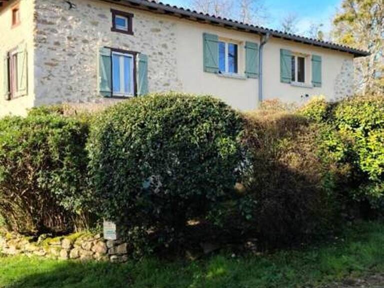 Maison en pierre de 5 pièces principales — photo 1