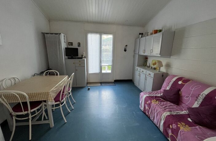 Vente maison 2 pièces 29 m² Saint-Georges-d'Oléron (17190) — photo 2