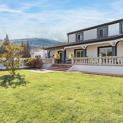 Maison 9 pièces 450000 €