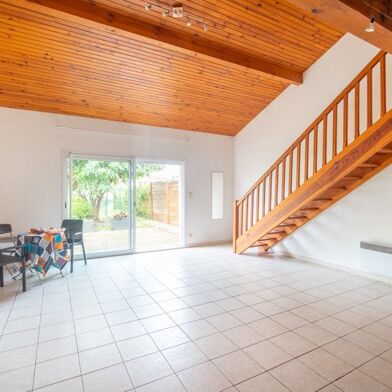 Maison 5 pièces 349000 €