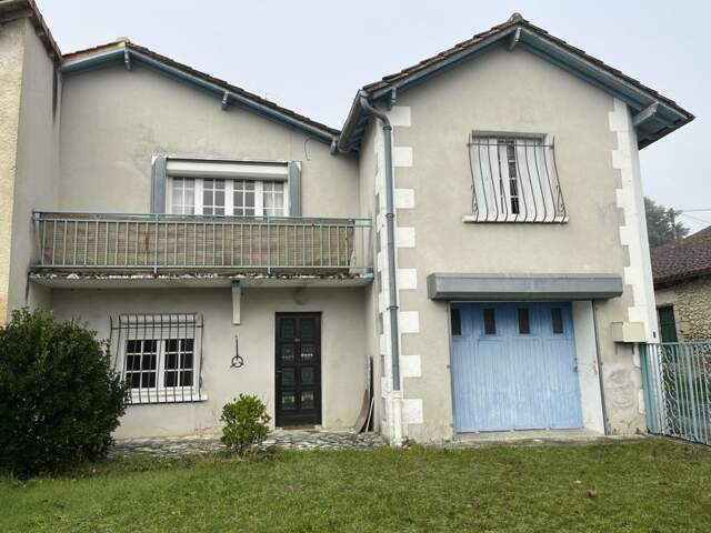 Maison de bourg de 3 pièces principales — photo du bien
