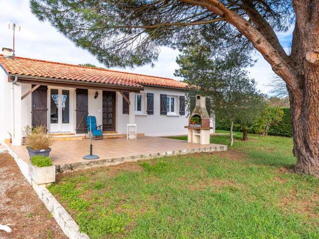 Villa de 6 pièces principales — photo du bien