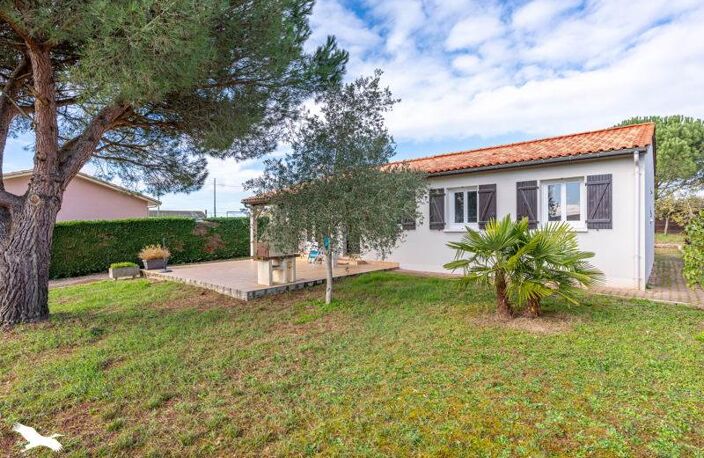 Villa de 6 pièces principales — photo 2