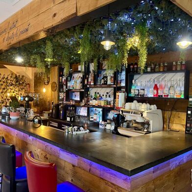 Commerce  119000 €