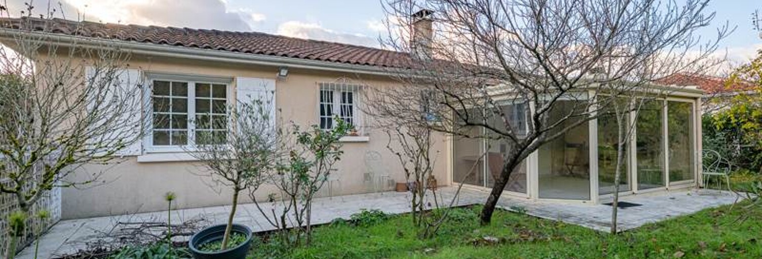 Maison 5 Pièces 93 m² à vendre à Fontcouverte (17100)