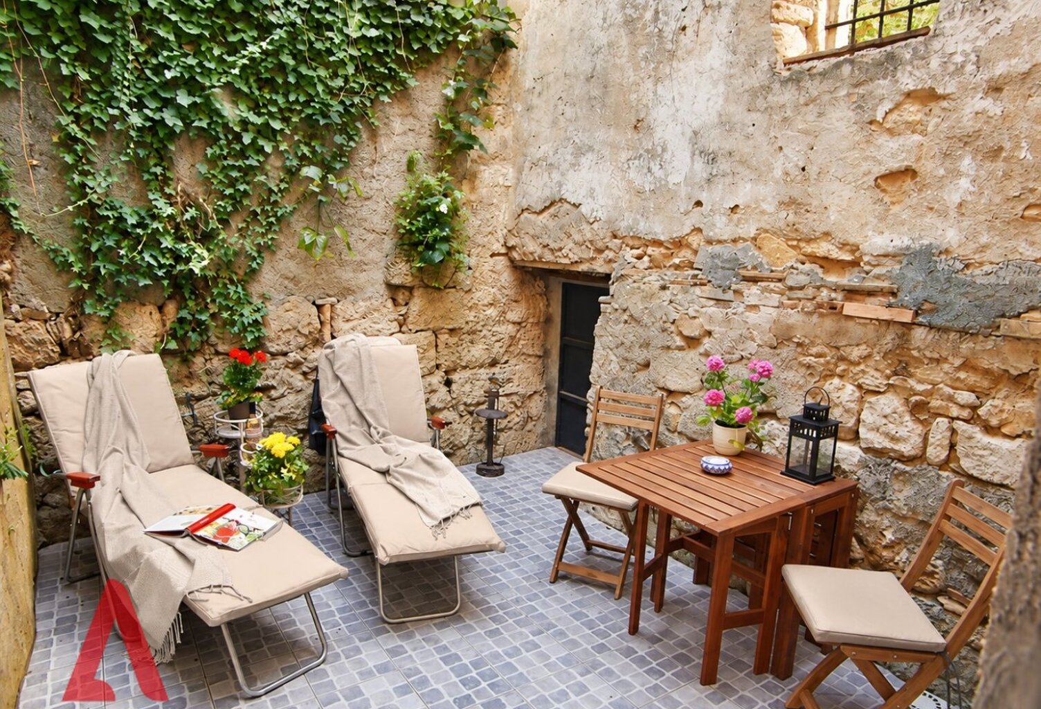 Charmante maison de village avec une petite terrasse. — photo 1