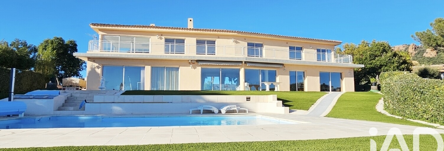 Maison 7 Pièces 250 m² à vendre à Saint-Raphaël (83530)