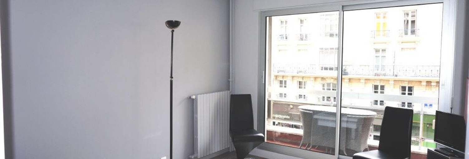 Appartement 1 Pièce 23 m² à louer à Paris 15 (75015)