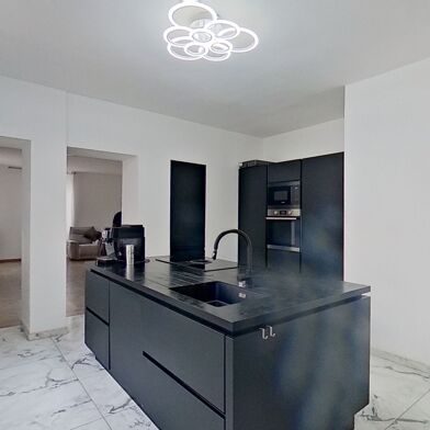 Maison 4 pièces 512000 €