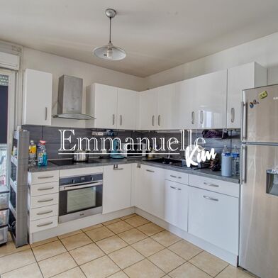 Appartement 4 pièces 149000 €