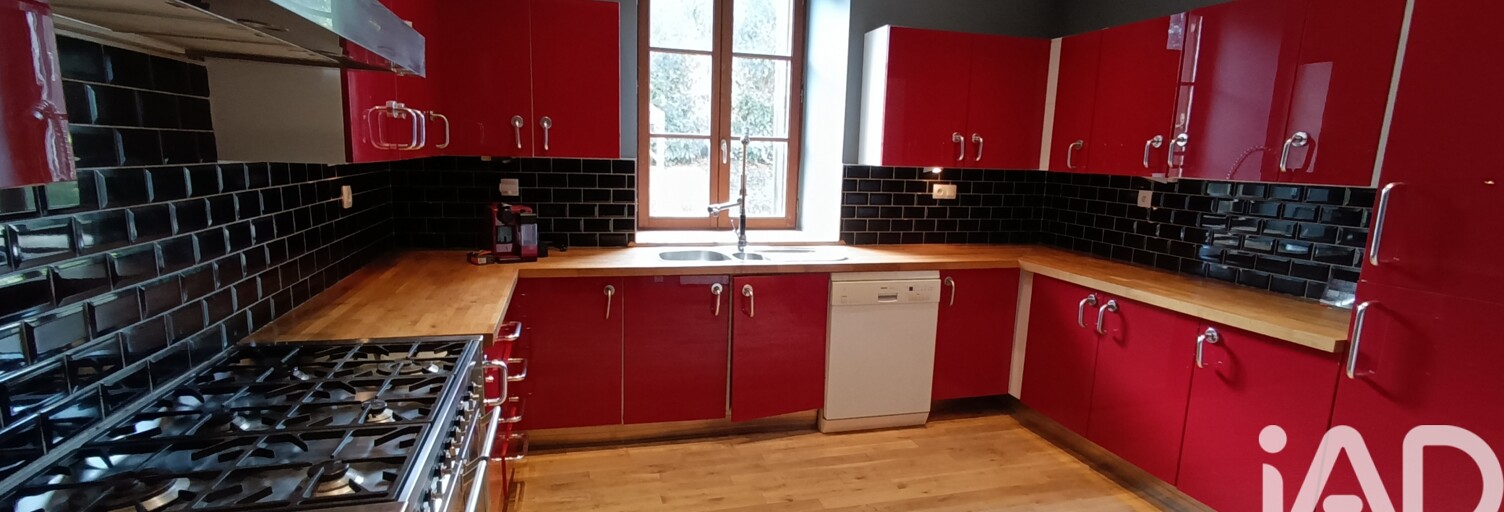 Maison 8 Pièces 206 m² à vendre à Plouguenast-Langast (22150)