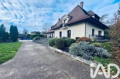 Maison 12 pièces 945000 €