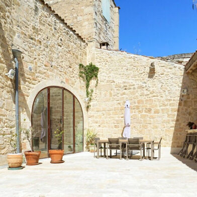 Maison 14 pièces 850000 €