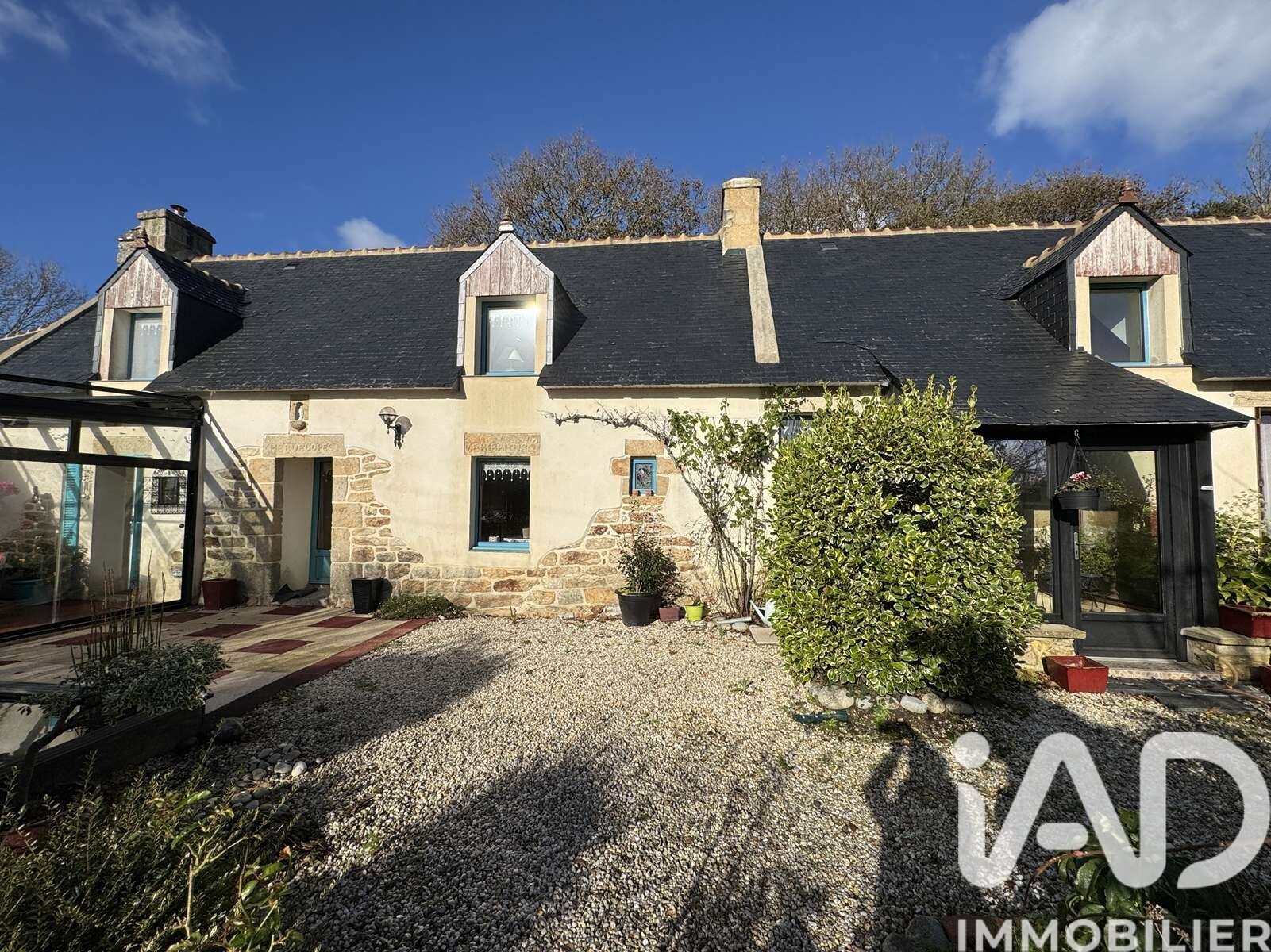 Beuzec-Cap-Sizun - 102m² - 5p. - 3ch.