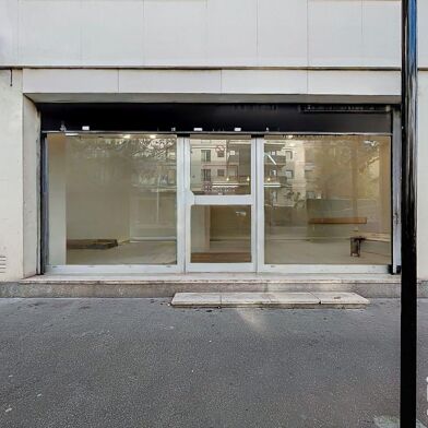 Commerce  375000 €