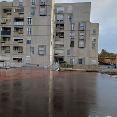 Appartement 7 pièces 320000 €