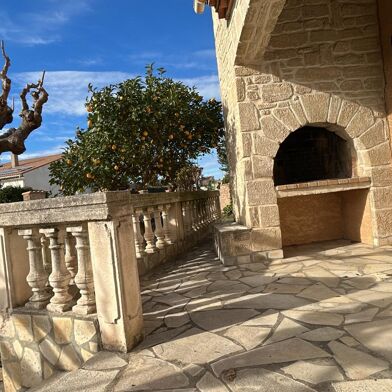 Maison 6 pièces 1980 €