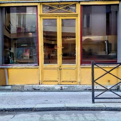 Commerce  420000 €