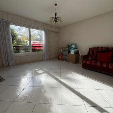 Appartement 3 pièces 174000 €