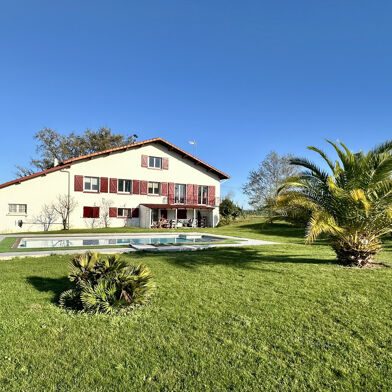 Maison 12 pièces 647000 €