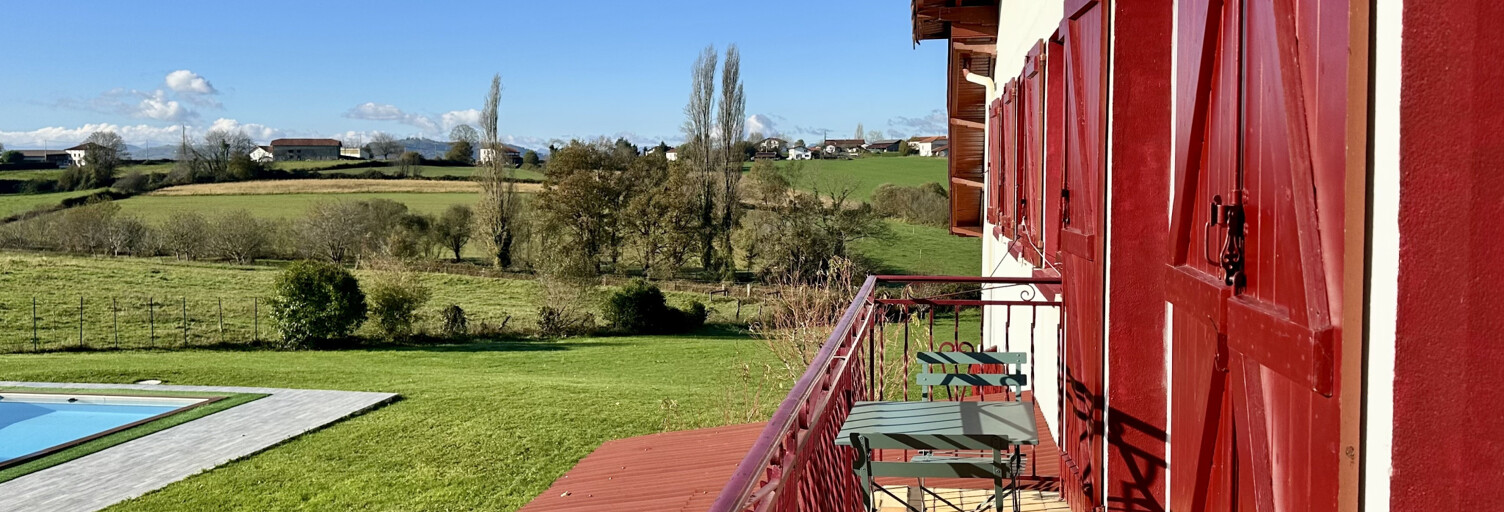 Maison 12 Pièces 311 m² à vendre à Domezain-Berraute (64120)