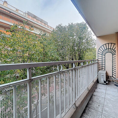 Appartement 3 pièces 246800 €