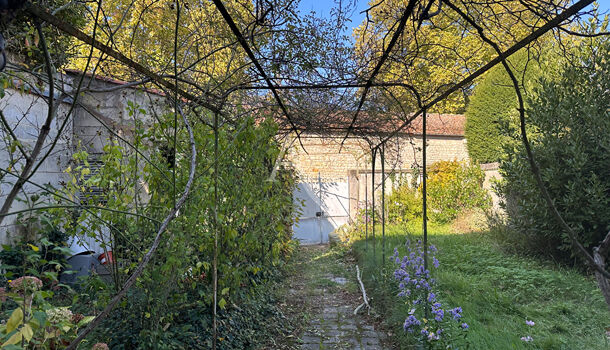 Villa / Maison 8 pièces  à vendre Rochefort 17300