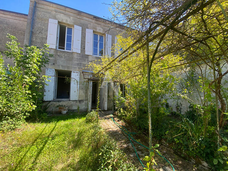 Maison / Immeuble Rare sur  Rochefort 8 pièce(s) — photo 1