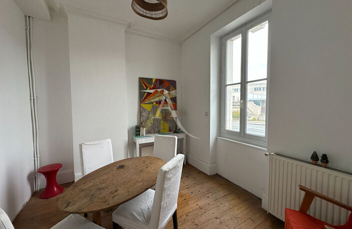 Maison / Immeuble Rare sur  Rochefort 8 pièce(s) — photo 4