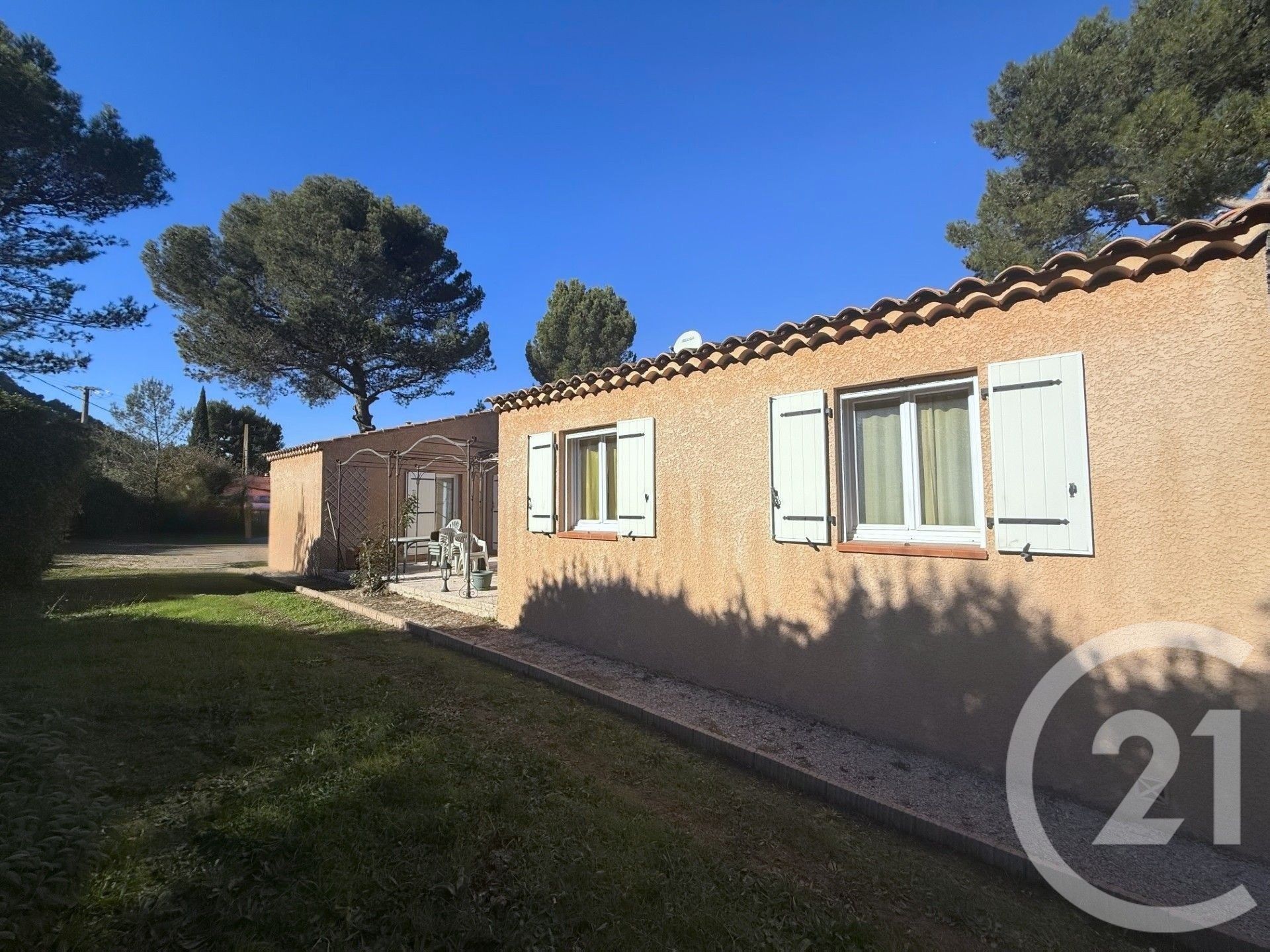 Villa / Maison  T5 à vendre Aubagne 13400