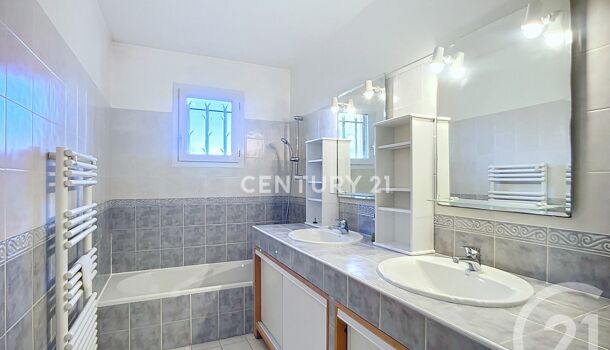 Villa / Maison 5 pièces  à vendre Aubagne 13400