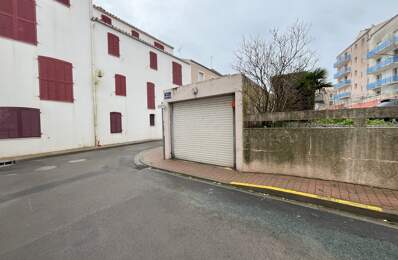 garage fermé — photo du bien