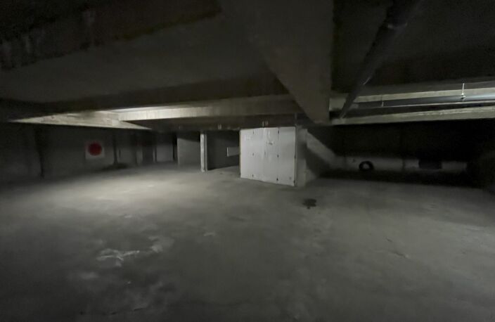 garage fermé — photo 3