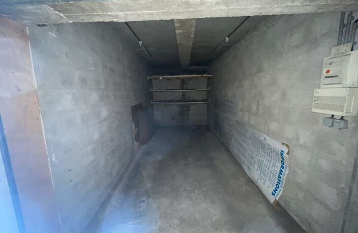 garage fermé — photo 5
