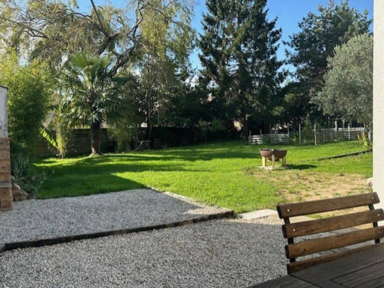 Aubigny-Les Clouzeaux, Maison en pierre dans le bourg 4 chambres avec jardin env. 800 m² — photo 1