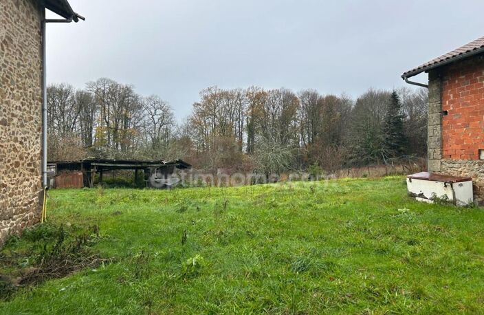 Corps de ferme à rénover avec 9511 m2 de terrain — photo 4