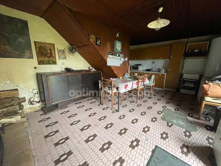 Corps de ferme à rénover avec 9511 m2 de terrain — photo 1